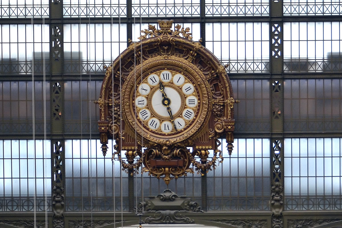 フランス・パリ・オルセー美術館館内の時計
